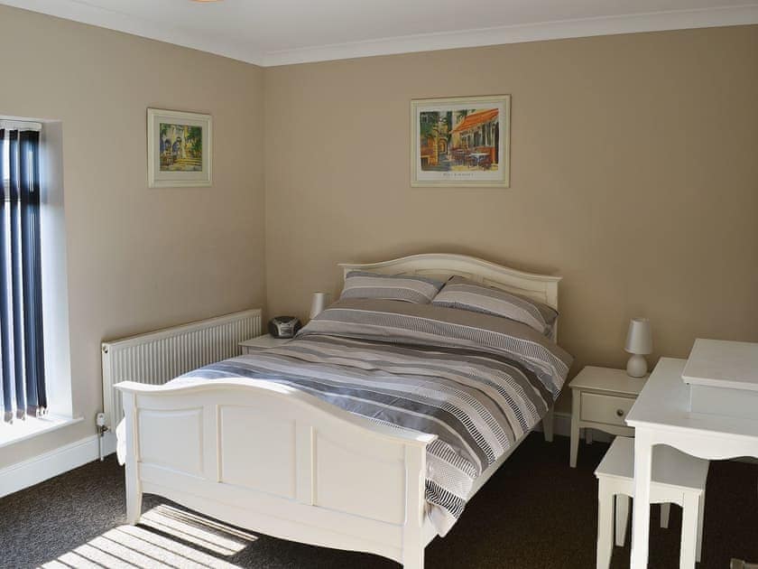 Double bedroom | Filey House, Sheringham