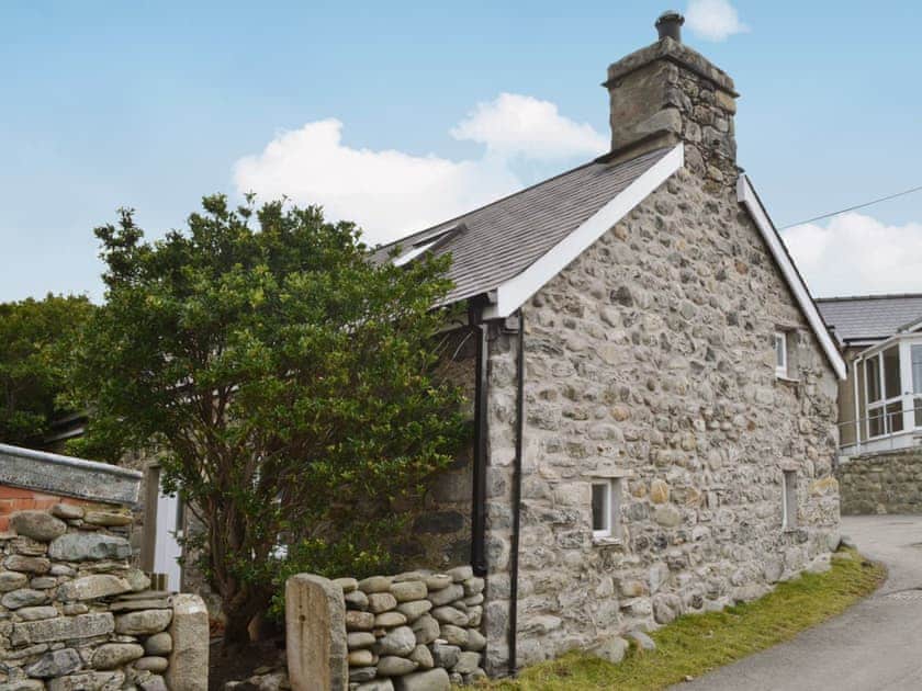 Exterior | Dyserth, Aberdesach, nr. Caernarfon
