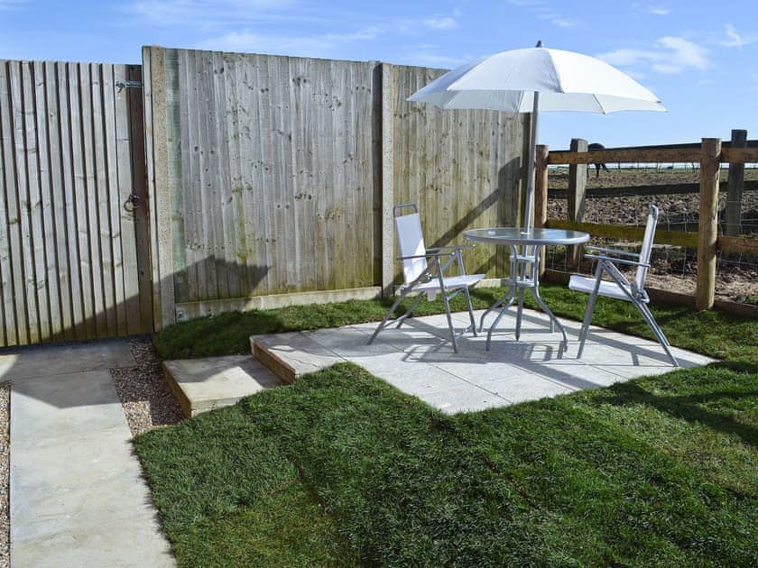 Sitting-out-area | A Bit on the Side, Nonington, nr. Canterbury