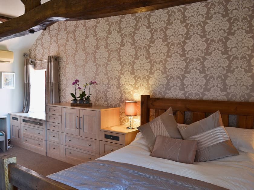 Double bedroom | The Landings Cottage, Beningbrough, nr. York