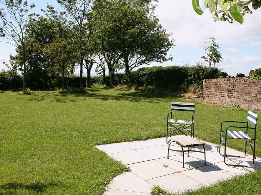 Sitting-out-area | Acorn Cottage, Kirklandholm near Ayr