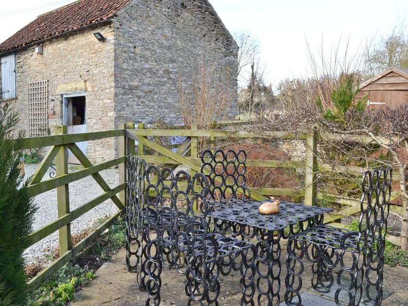 Sitting-out-area | West End Farm Cottages - Dragonfly Cottage, Brompton by Sawdon