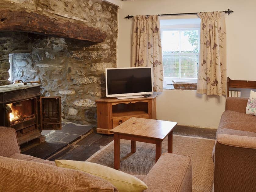 Open plan living/dining room/kitchen | Dyserth, Aberdesach, nr. Caernarfon