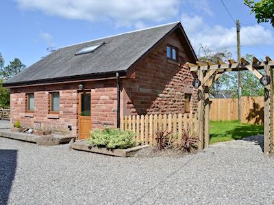 Gartnacryne Cottage Ref 31219 In Gartocharn Near Drymen