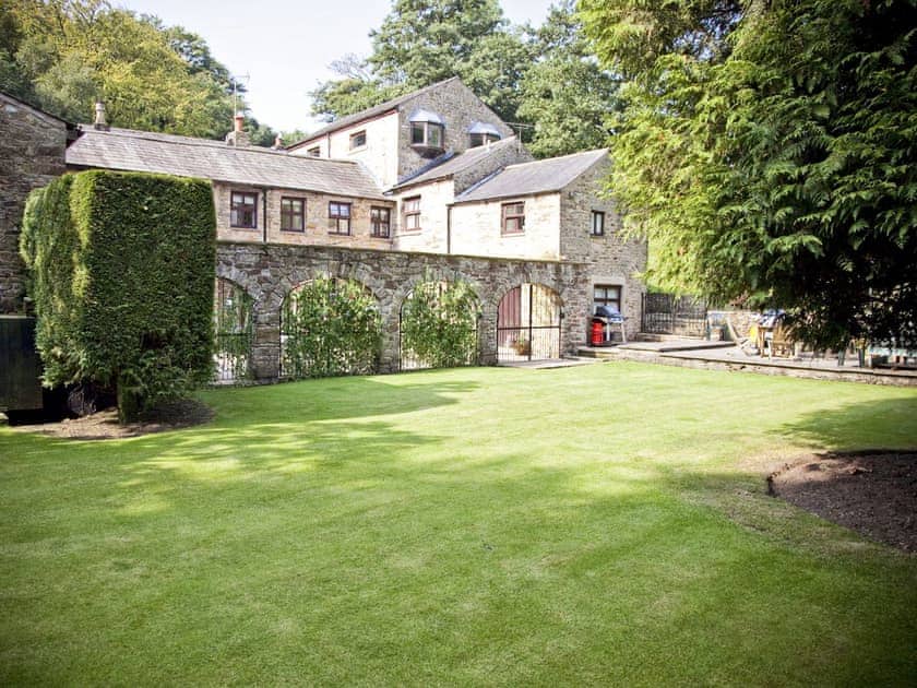 Exterior | Wolfen Mill Country Retreats - Suttons Loft, Chipping, nr. Clitheroe