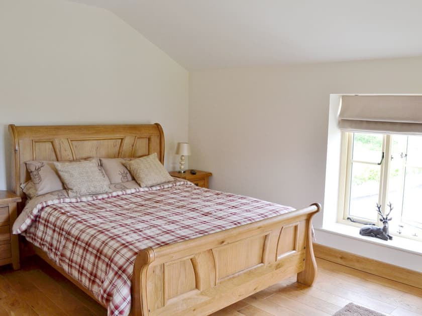 Charming double bedroom | Pheasant Fields - Holly and Pines Holidays, Holywell