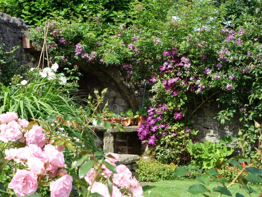 Garden | Acorn Cottage, Tideswell near Bakewell