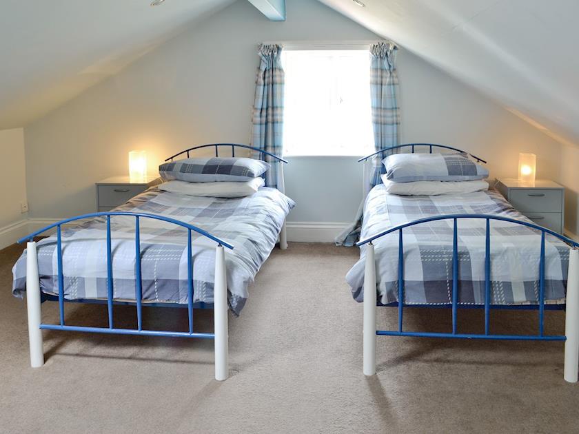 Upper floor twin bedroom | Yawl House, Uplyme, near Lyme Regis