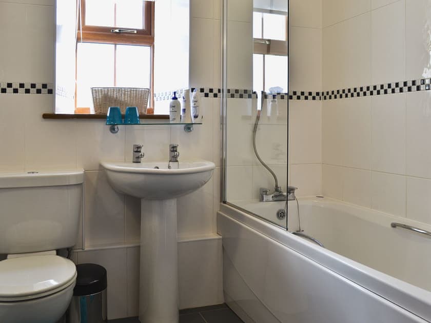 Bathroom | Tynrhelyg Cottages - Eithinog, Talybont, nr. Aberystwyth