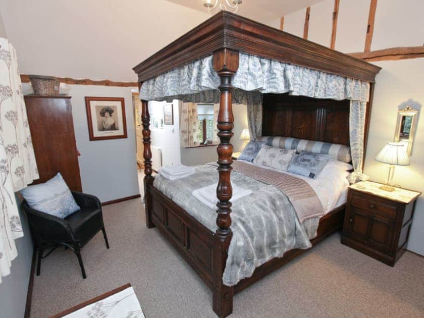 Four Poster bedroom | The Orchard & Old Bakery - The Orchard, Langham, nr. Colchester