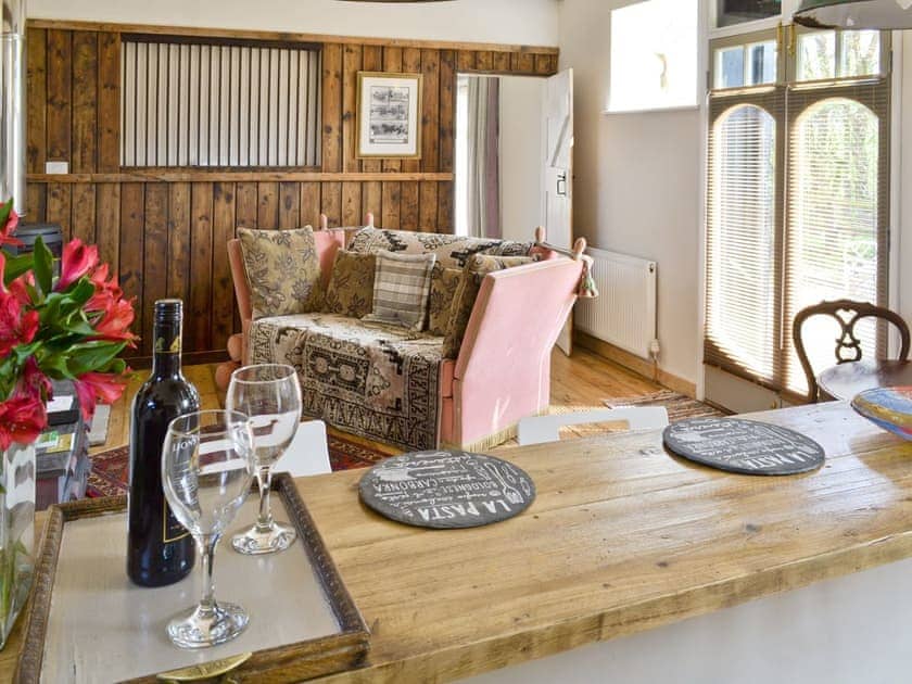 Open plan living/dining room/kitchen | Evie Rose Cottage, Elsenham, nr. Bishop’s Stortford