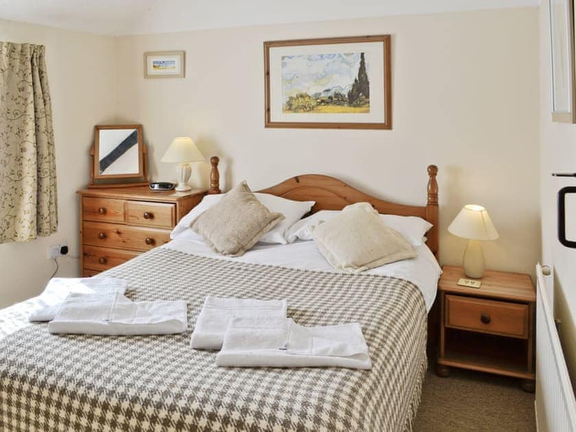 Double bedroom | White Horse Farm - Toad Hall, Middlemarsh, nr. Sherborne