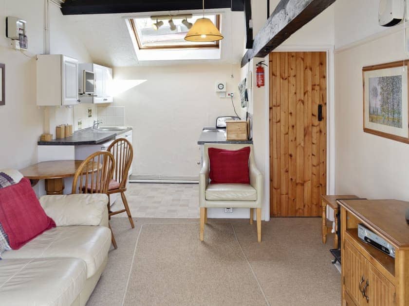 Open plan living/dining room/kitchen | White Horse Farm - Ratty’s, Middlemarsh, nr. Sherborne
