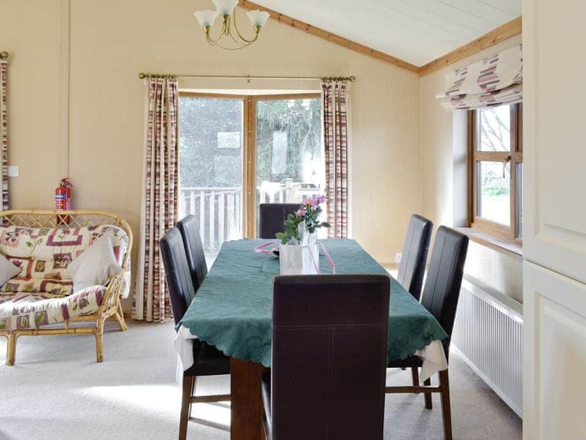 Open plan living/dining room/kitchen | White Horse Farm - Otter’s Holt, Middlemarsh, nr. Sherborne