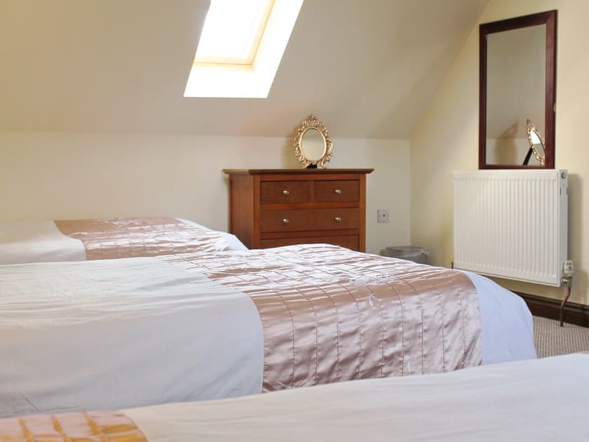 Triple bedroom | Swallow Cottage, Apse Wood, nr. Shanklin