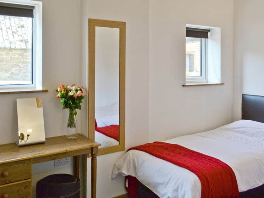 Twin bedroom | The Byre, Newton under Roseberry near Great Ayton