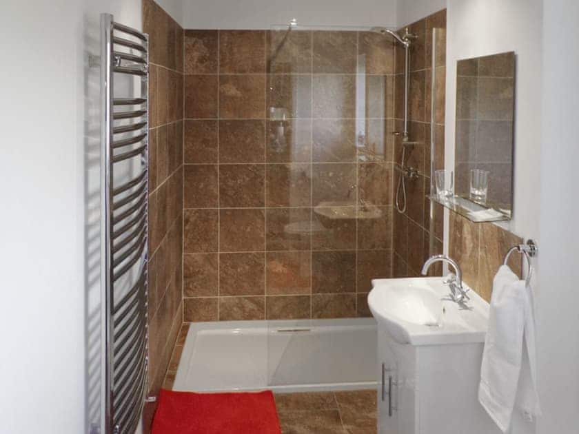 Shower room | The Byre, Newton under Roseberry near Great Ayton