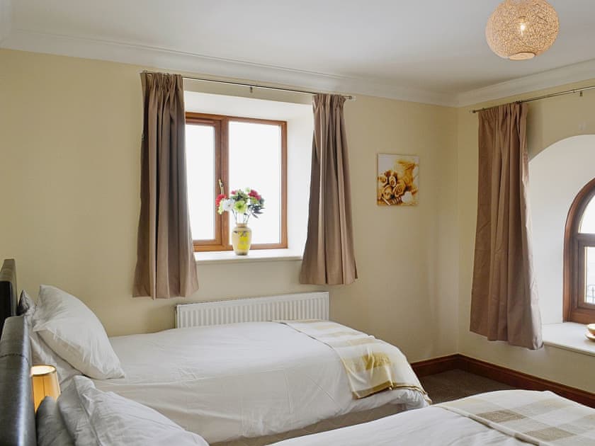 Twin bedroom | Parc House, Abertysswg, nr. Merthyr Tydfil