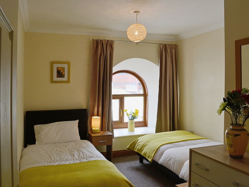 Twin bedroom | Parc House, Abertysswg, nr. Merthyr Tydfil