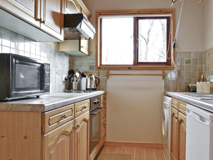 Open plan living/dining room/kitchen | Achaneich Chalet, Spean Bridge near Fort William
