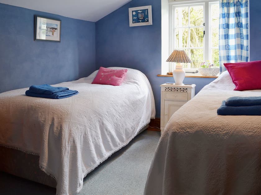 Twin bedroom | The Old Barn, Ford, nr. Bideford