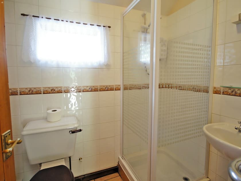 Bathroom | Thorpegate, Thorpe Market, Norfolk 