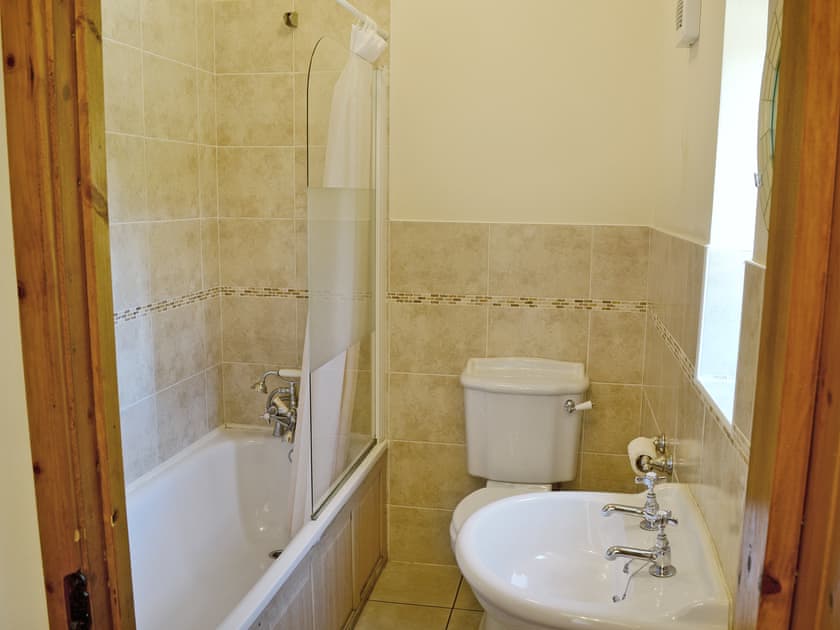 Bathroom | Felgate, Thorpe Market