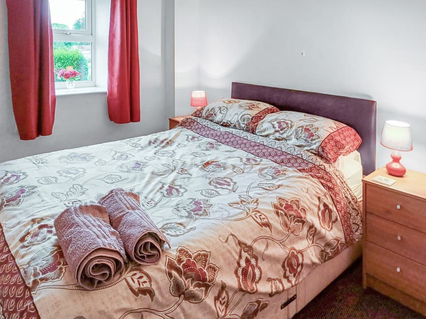 Double bedroom | Tom’s Cottage, Caldwell, nr. Richmond