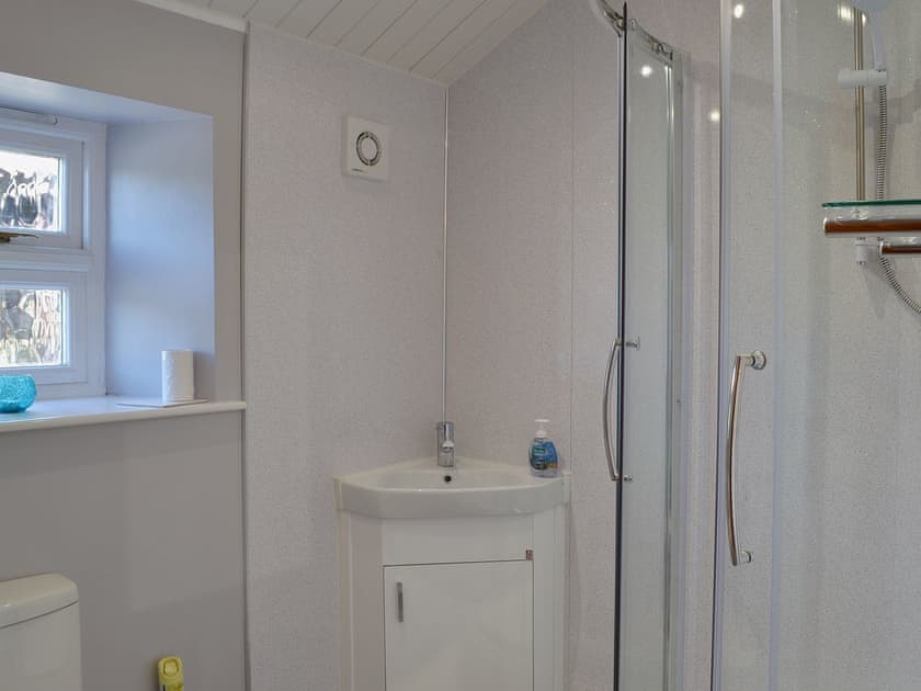 Shower room | Tom’s Cottage, Caldwell, nr. Richmond