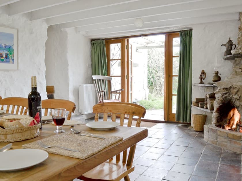 Dining room | Lordship Farmhouse, Wolfscastle, nr. Haverfordwest
