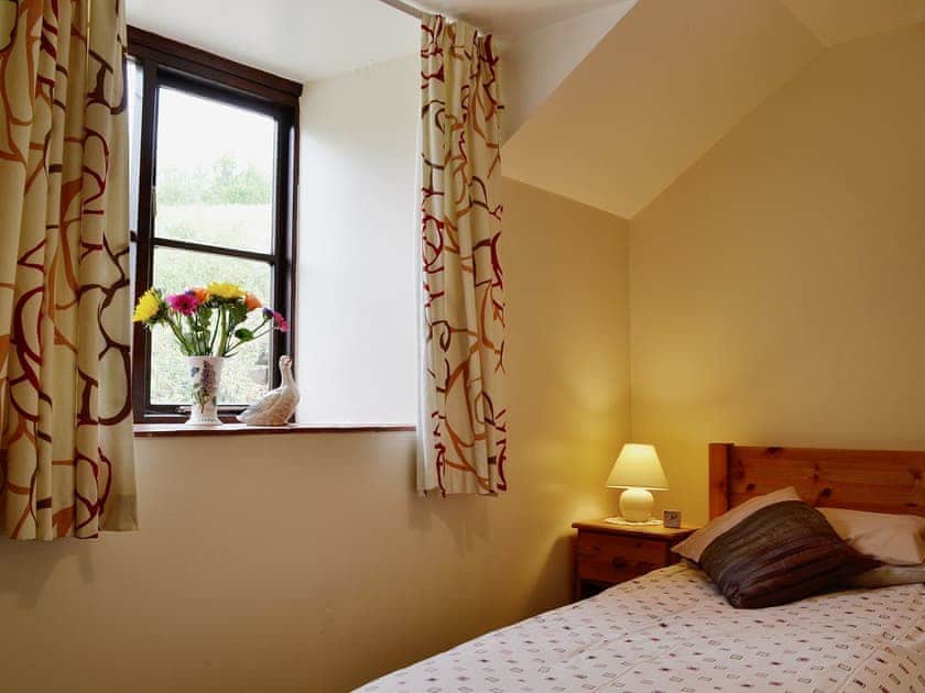 Single bedroom | Kingsford Farm Cottages - Honeysuckle Cottage, Longdown, nr. Exeter