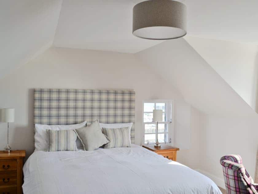 Master bedroom | Harbourside Apartment, Anstruther