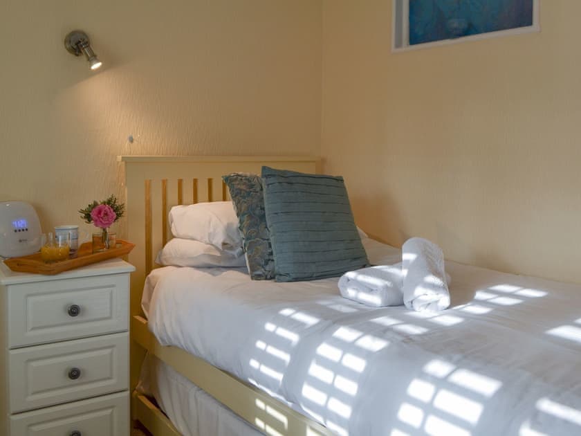 Single bedroom | Garden Cottage, Rottingdean, near Brighton