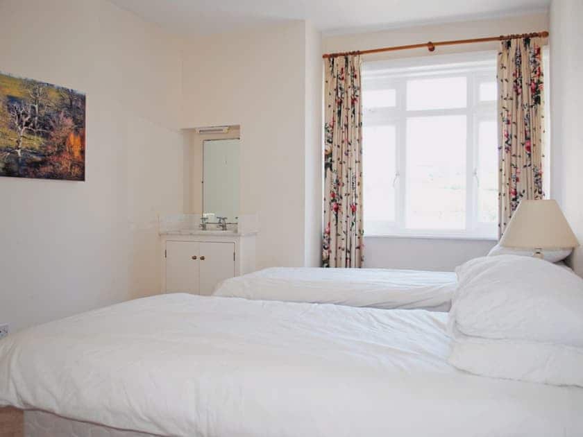 Twin bedroom | Churchill House 4, Salcombe