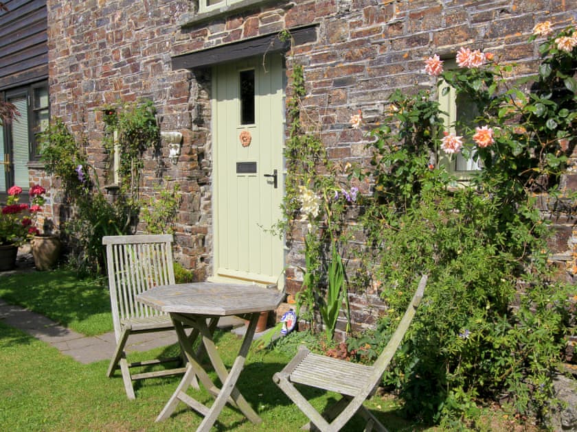 Delightful holiday property | Passion Flower Cottage, Dippertown, near Tavistock