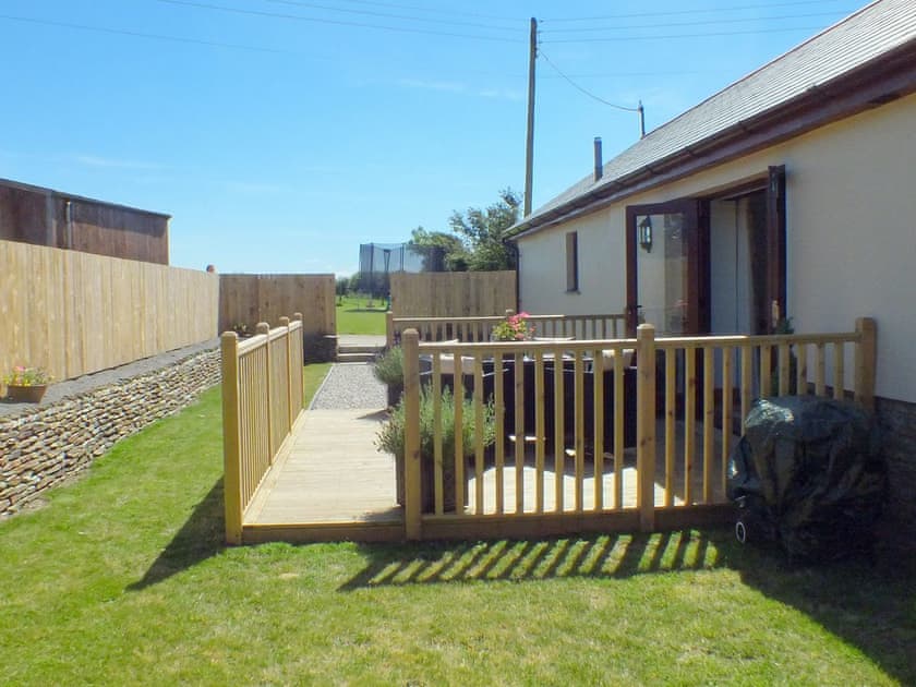 Exterior | Swallows Retreat, Hartland