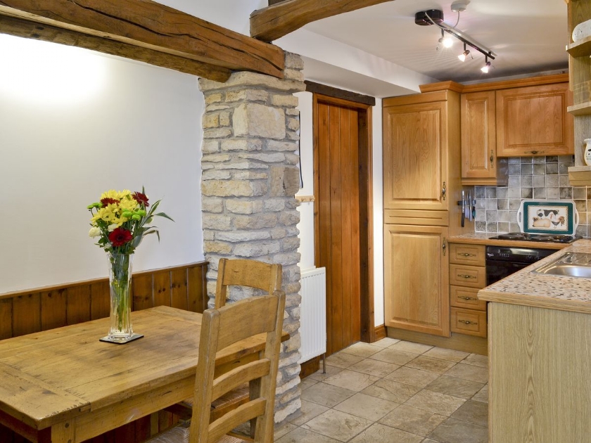 Open plan living/dining room/kitchen | Jenny Spring, High Yedmandale near West Ayton