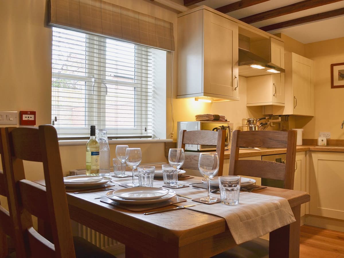 Red Lion Lodge - Holiday Lodge in Central England - Image 5