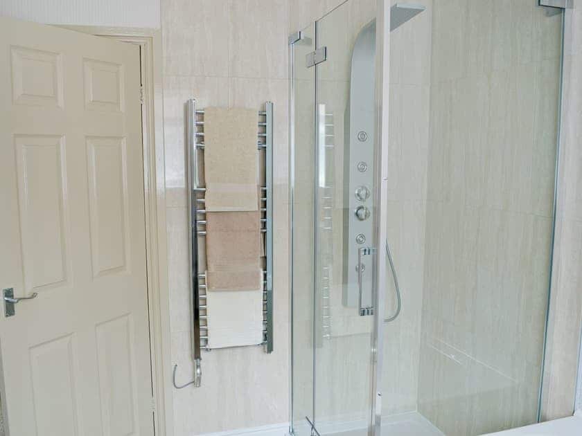 Bathroom | Apple Garth, Chirk