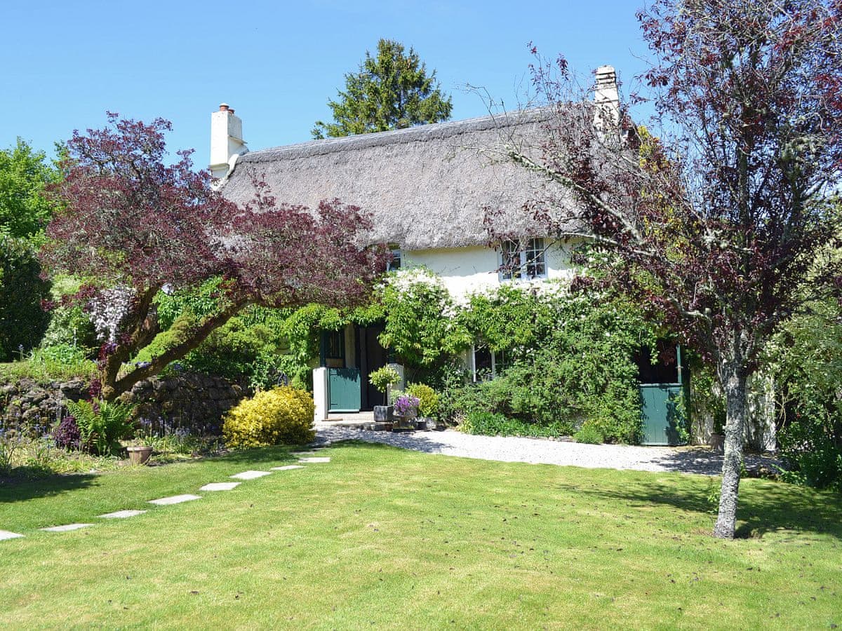 Whiteabury Cottage Ref Hrk In Chagford Devon English Country