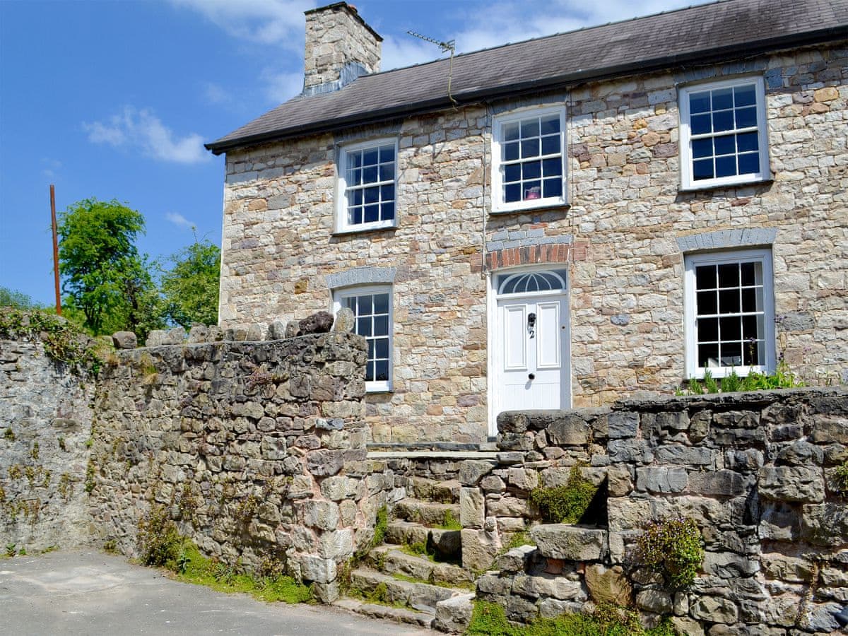 The Mill Farmhouse (Ty Fferm Y Felin)