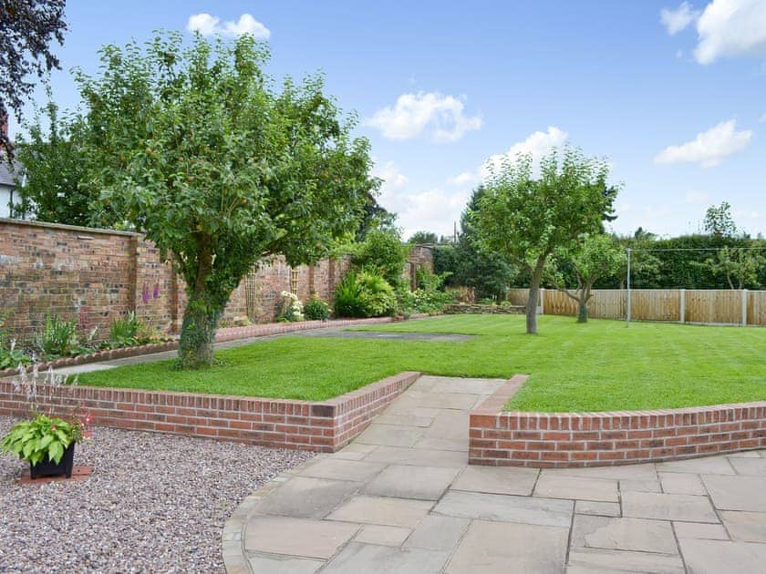 Garden | Apple Garth, Chirk