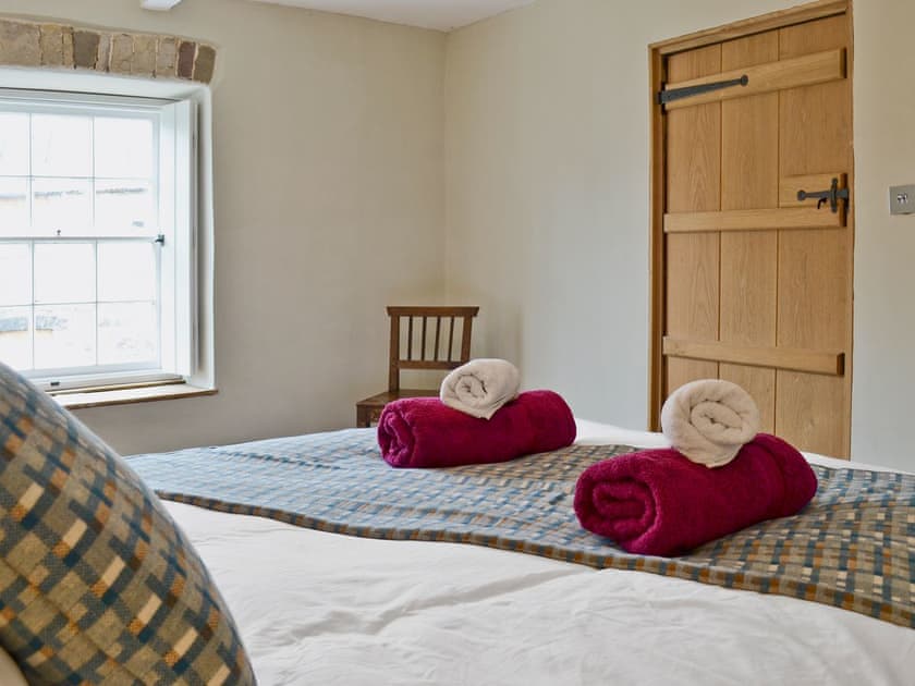 Double bedroom | The Mill Farmhouse (Ty Fferm Y Felin), Llandybie, nr. Llandeilo