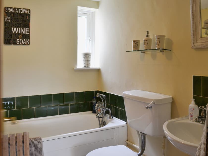 Bathroom | Reedcutters, Reedham, nr. Acle