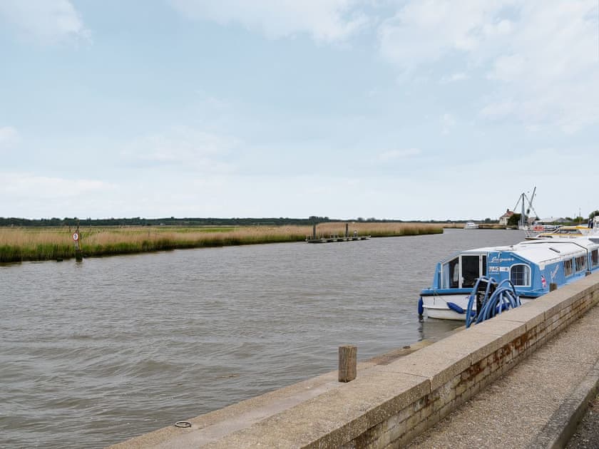 Surrounding area | Reedcutters, Reedham, nr. Acle