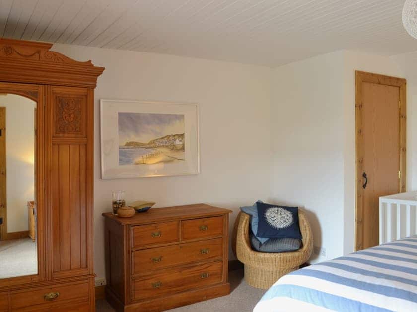 Double bedroom | Sandy’s Hoose, Portmahomack