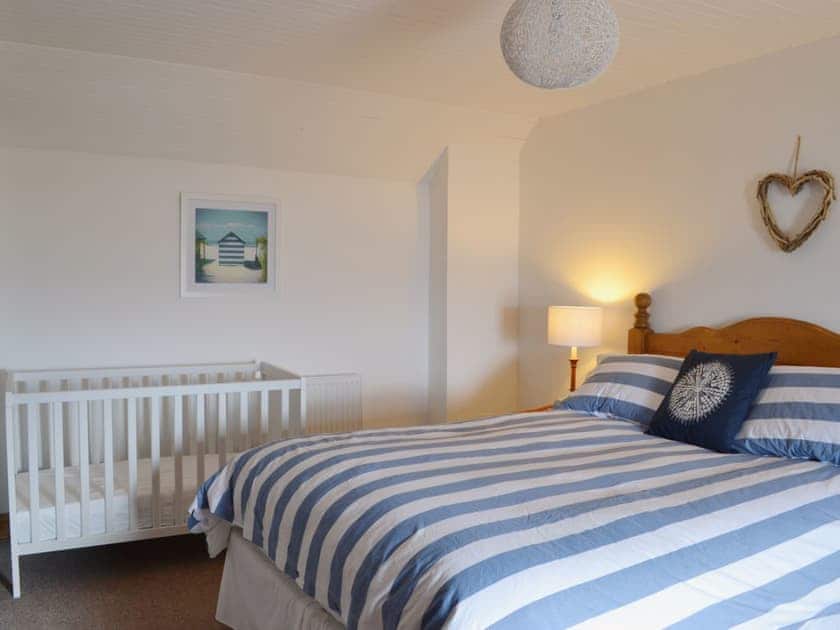 Double bedroom | Sandy’s Hoose, Portmahomack