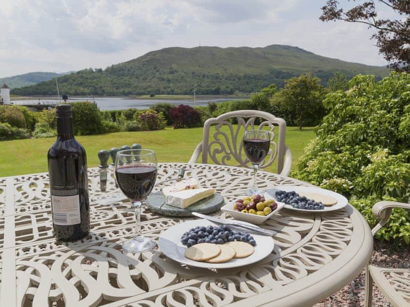 Enjoy a bite to eat on the terrace | Torfern, Corpach, near Fort William
