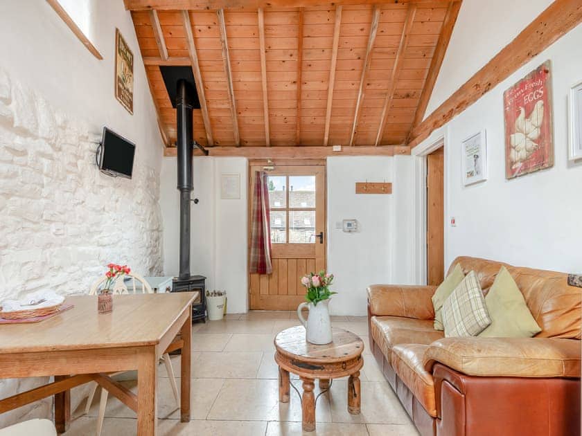 Open-plan design | The Dairy - Milton End Farm Barns, Arlingham, near Frampton-on-Severn