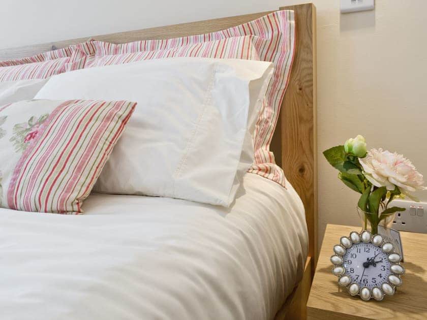 Double bedroom | Hen Weithdy, Rhostryfan, Caernarfon